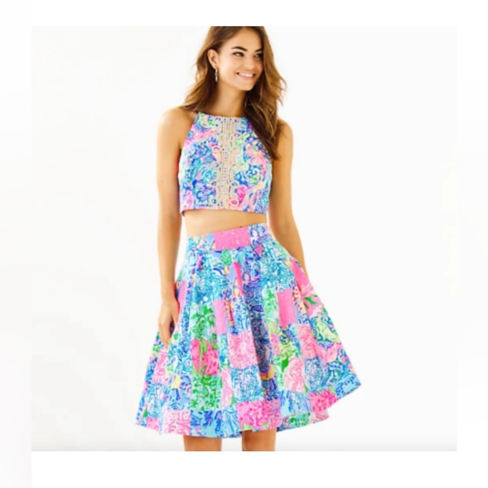 Lilly Pulitzer Navia Skirt Set in Pop Up Back Together Again. Size 2